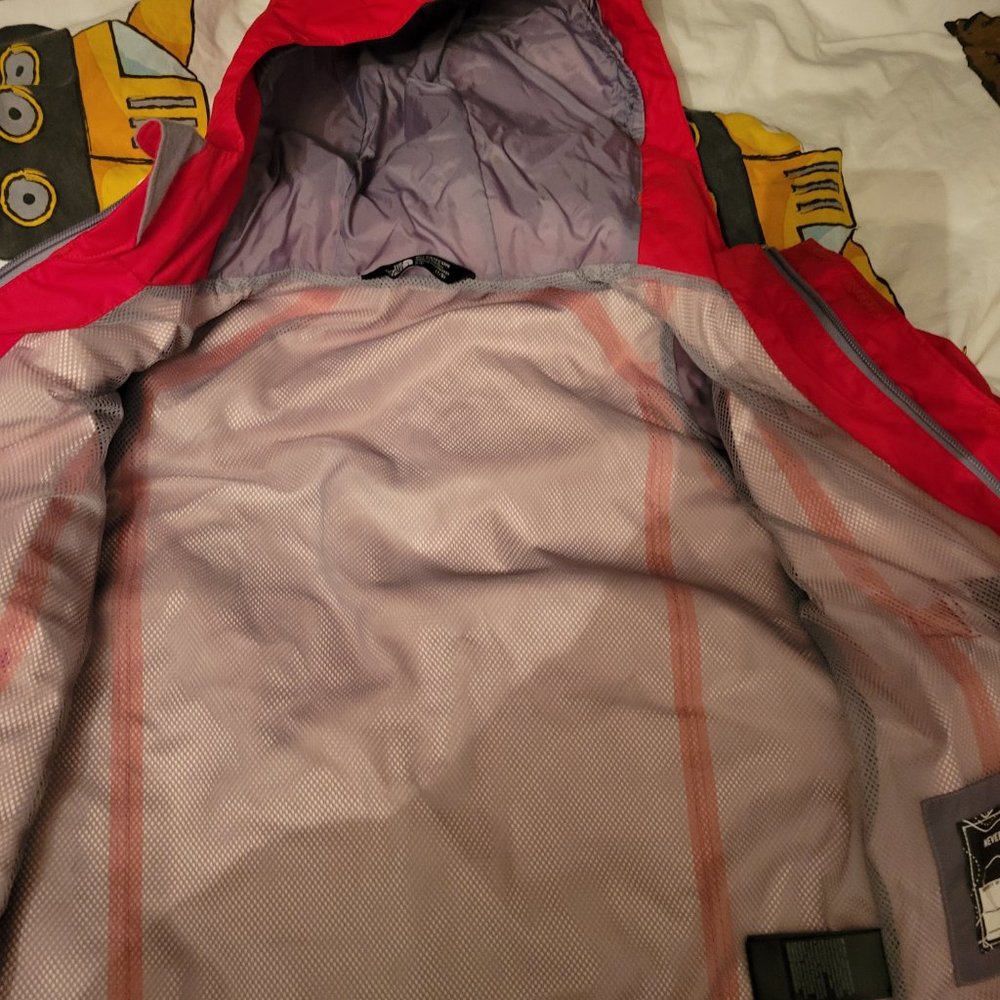 The North Face Storm Rain Jacket - Picture 4 of 7